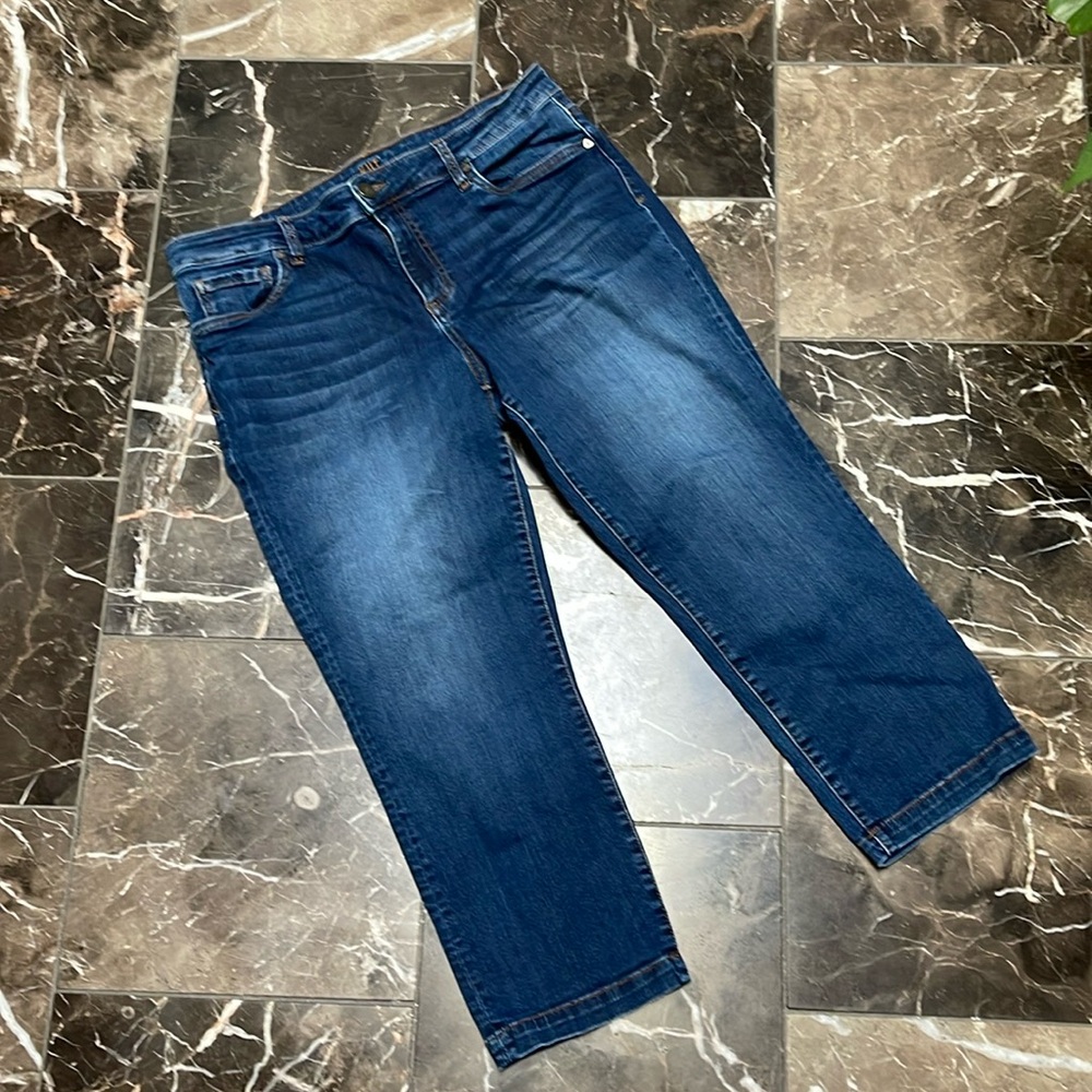 Kut from the Kloth crop straight leg jeans